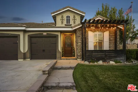 40738 Inwood Court