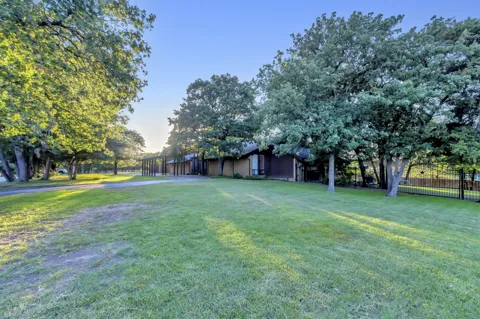1665 Knox Road