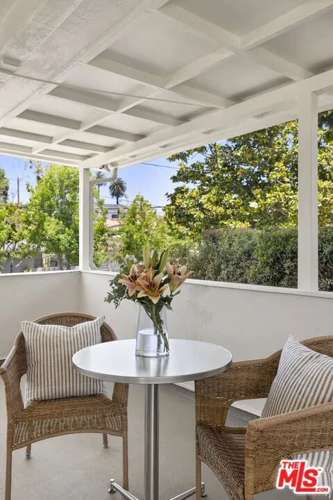 1706 Comstock Avenue Los Angeles, CA 90024