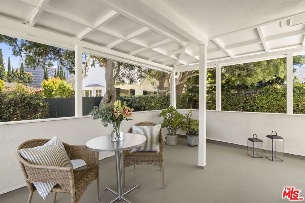 1706 Comstock Avenue Los Angeles, CA 90024