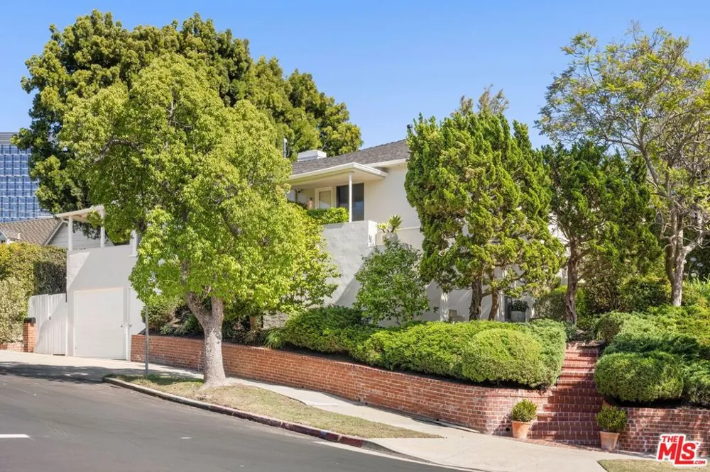 1706 Comstock Avenue Los Angeles, CA 90024
