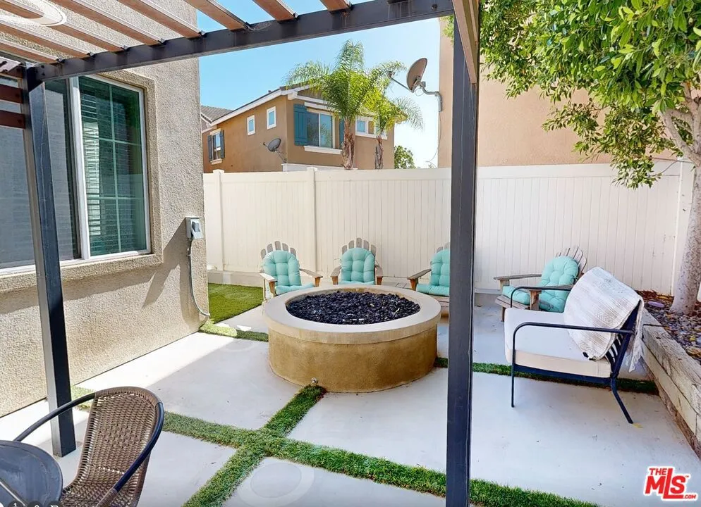 199 Rosewood Street Fillmore, CA 93015