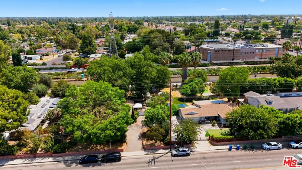 7650 Wilbur Avenue Los Angeles, CA 91335