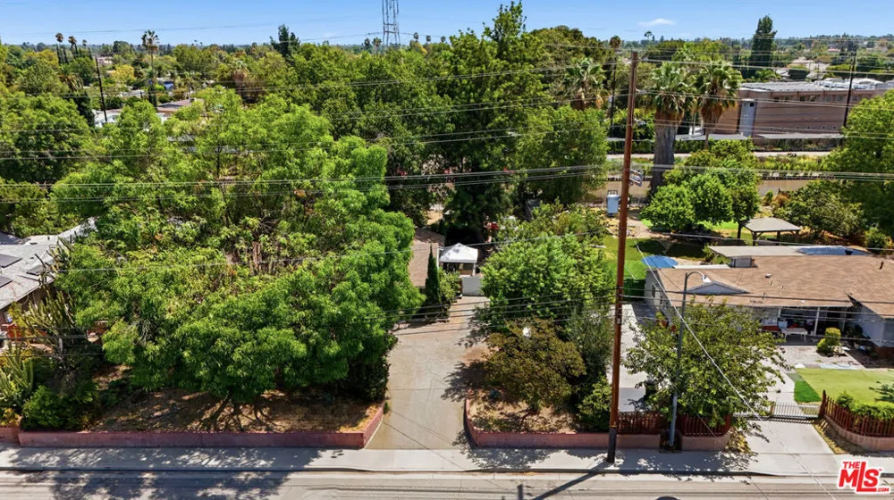 7650 Wilbur Avenue Los Angeles, CA 91335