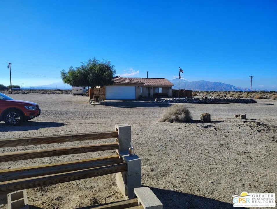 2696 Balsa Avenue Thermal, CA 92274