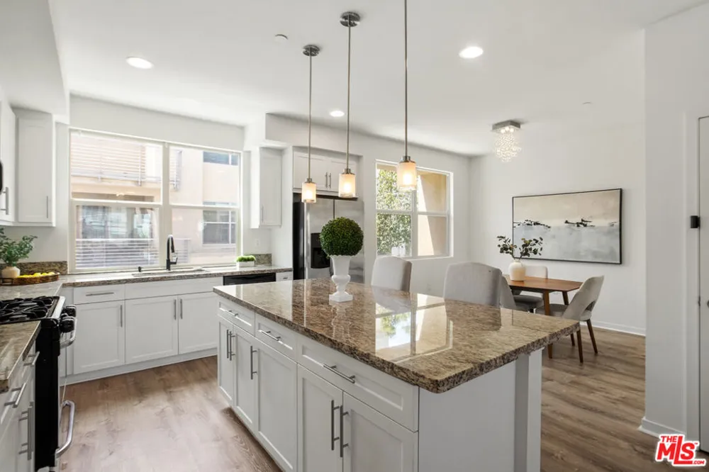 794 Colorado Circle Carson, CA 90745