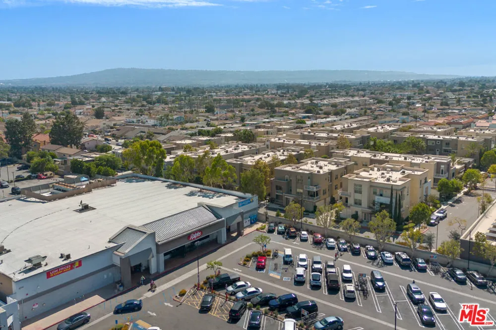794 Colorado Circle Carson, CA 90745