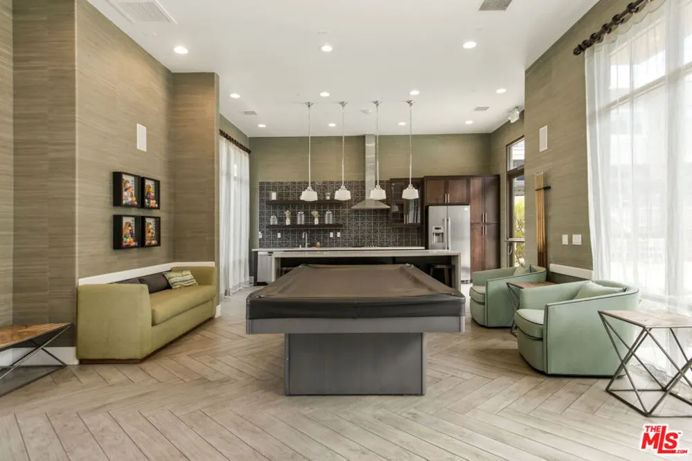 794 Colorado Circle Carson, CA 90745