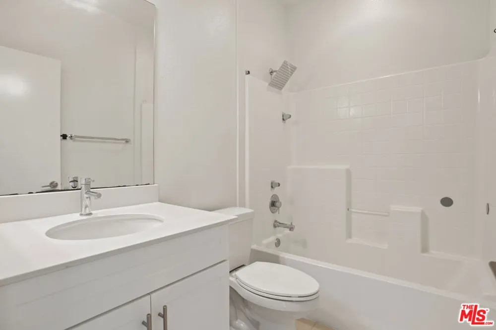 794 Colorado Circle Carson, CA 90745
