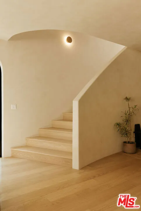 2404 Birkdale Street Los Angeles, CA 90031