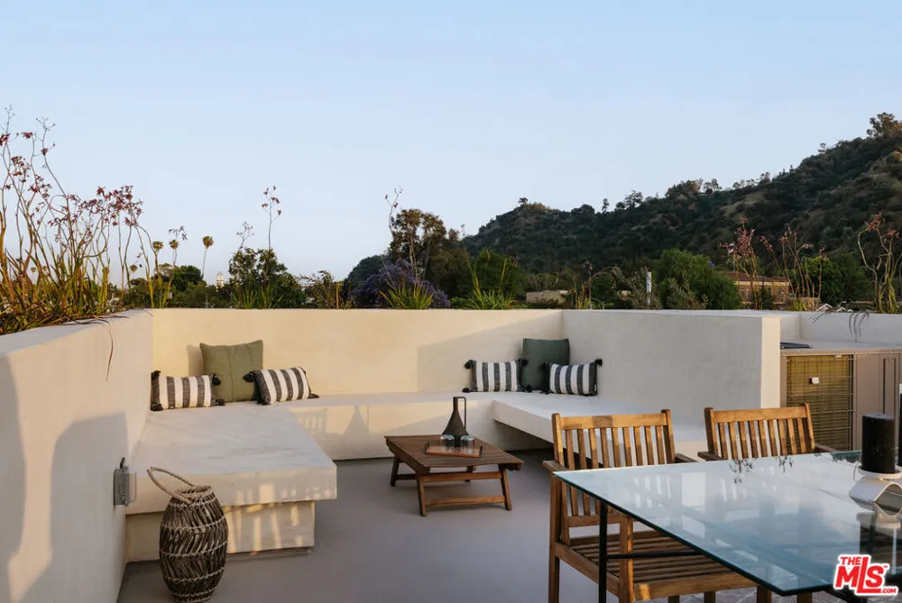 2404 Birkdale Street Los Angeles, CA 90031