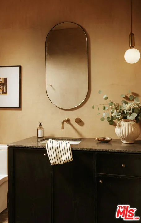 2404 Birkdale Street Los Angeles, CA 90031