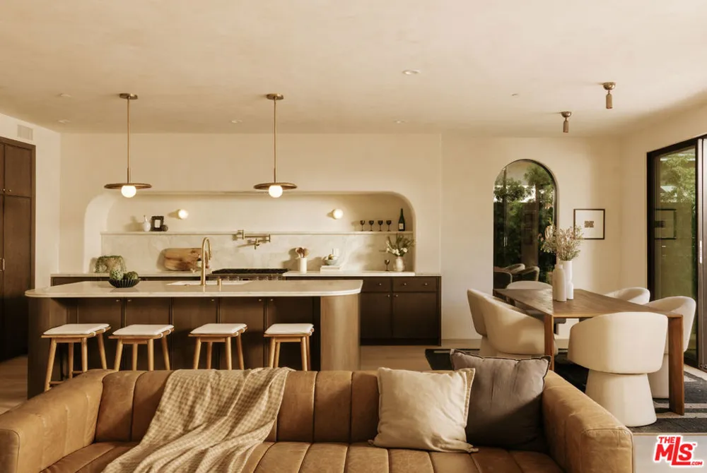 2404 Birkdale Street Los Angeles, CA 90031