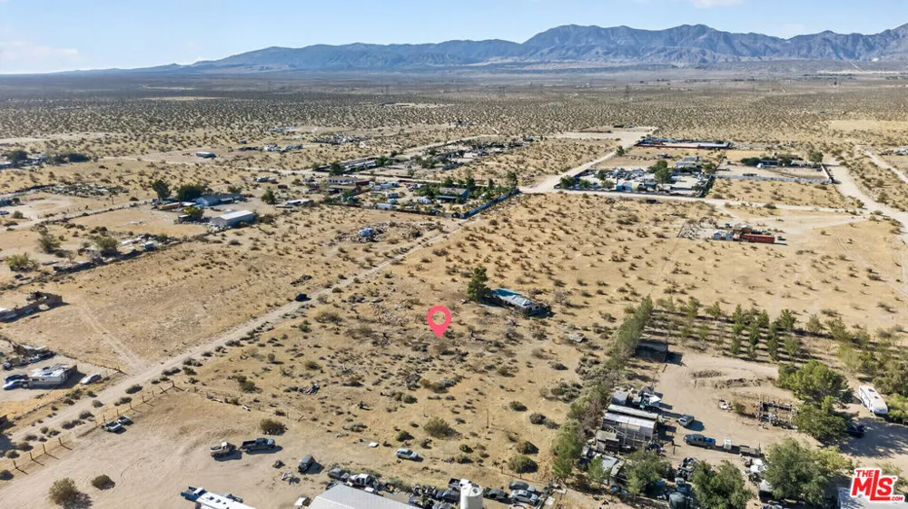 171 E Avenue T #2 Palmdale, CA 93591
