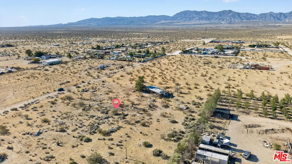 171 E Avenue T #2 Palmdale, CA 93591