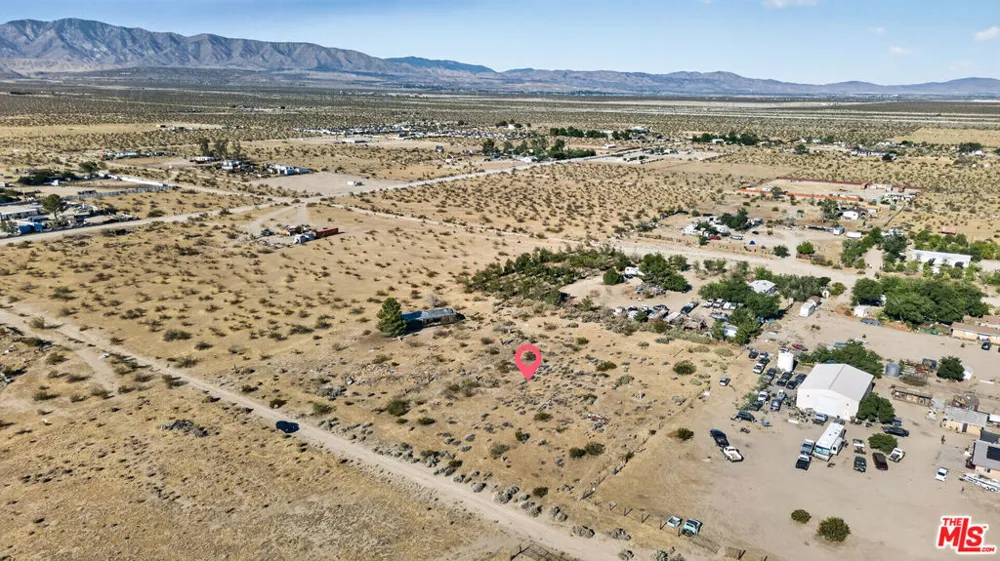 171 E Avenue T #2 Palmdale, CA 93591