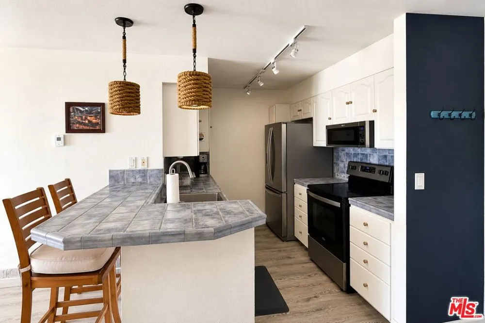 1140 E Ocean Boulevard #235 Long Beach, CA 90802