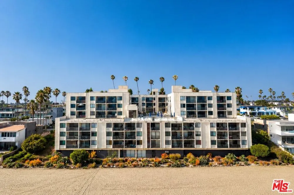 1140 E Ocean Boulevard #235 Long Beach, CA 90802