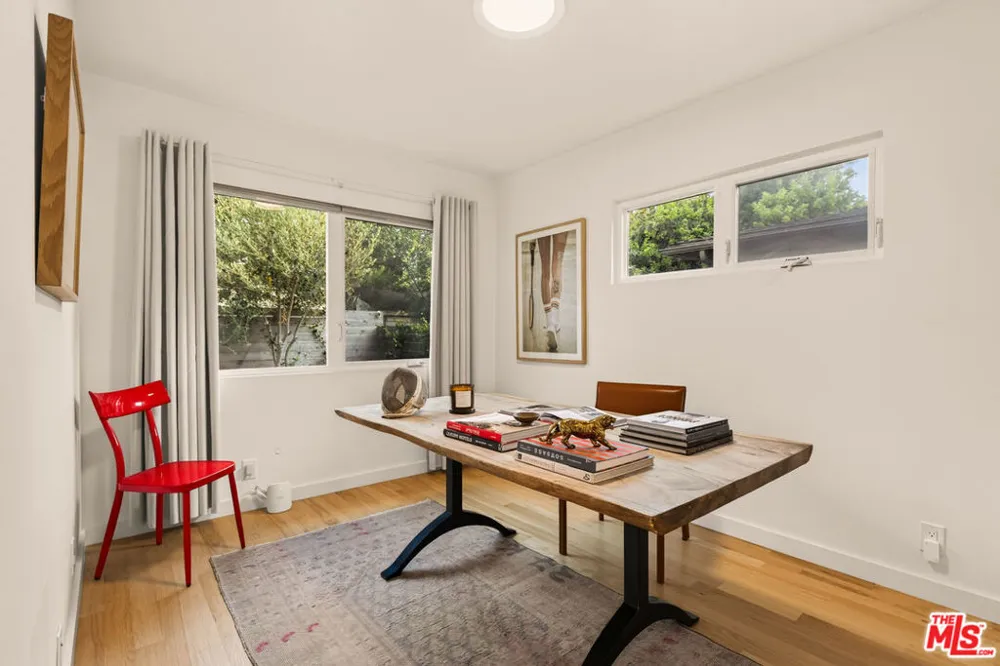 670 Olive Street Los Angeles, CA 90291
