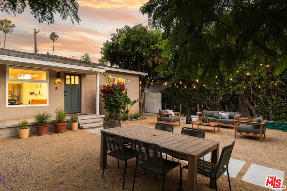 670 Olive Street Los Angeles, CA 90291