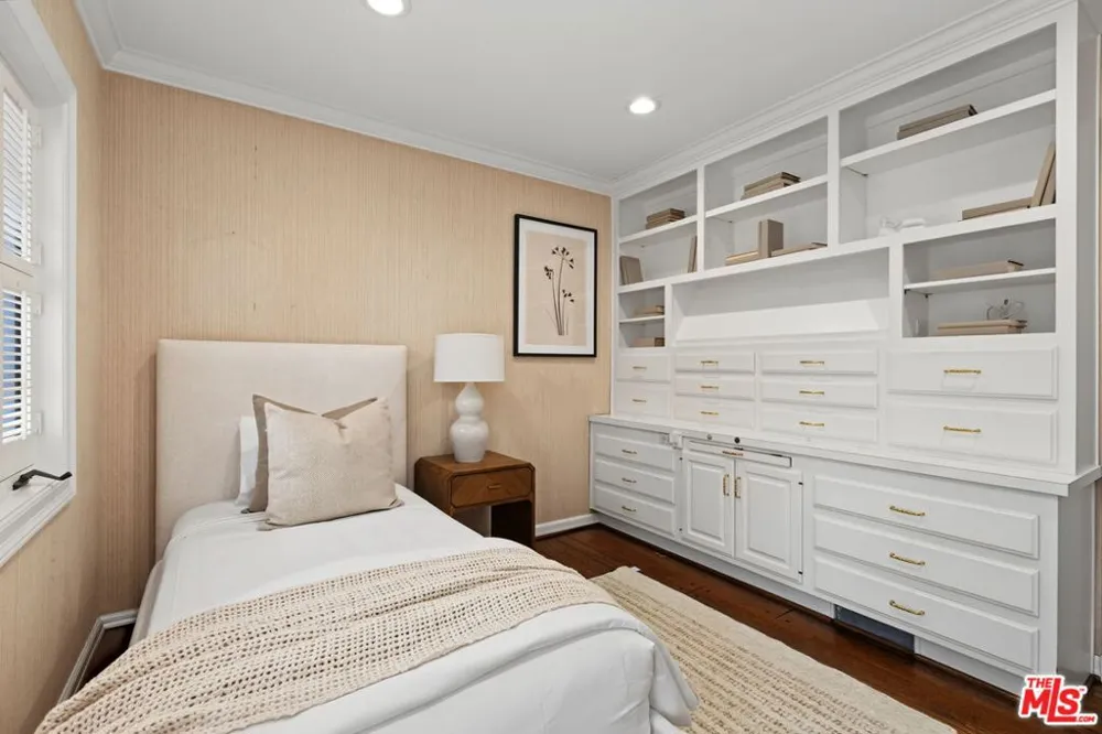 10770 Weyburn Avenue Los Angeles, CA 90024