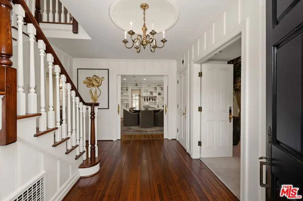 10770 Weyburn Avenue Los Angeles, CA 90024