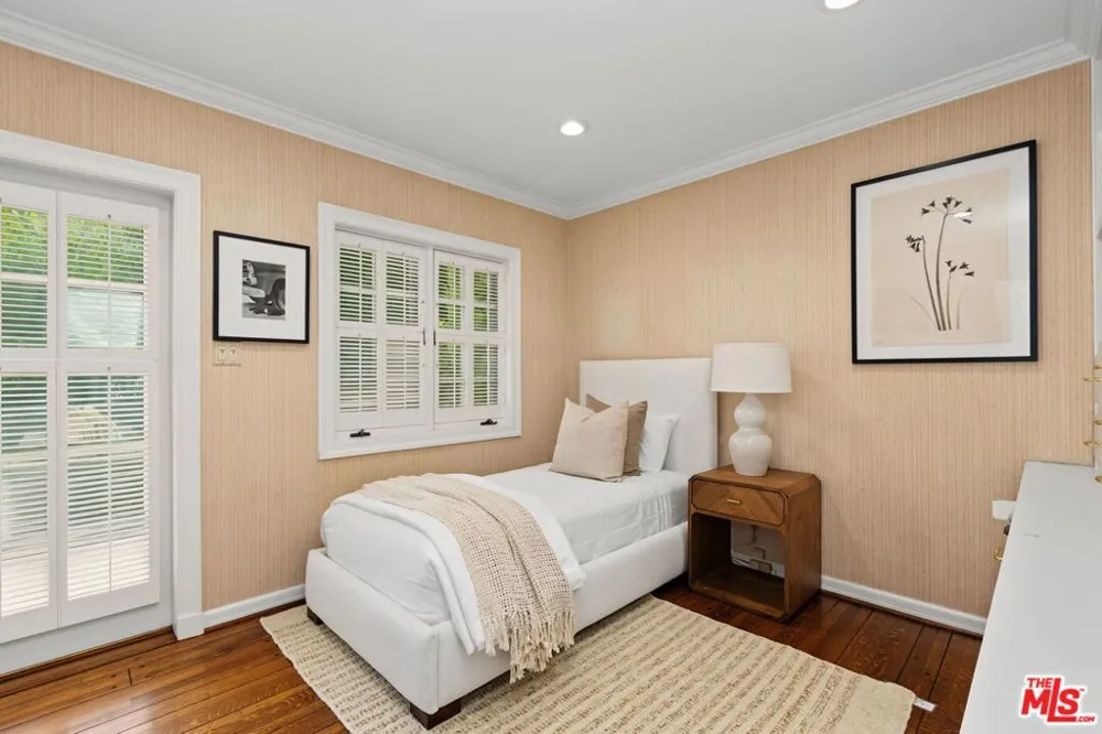10770 Weyburn Avenue Los Angeles, CA 90024