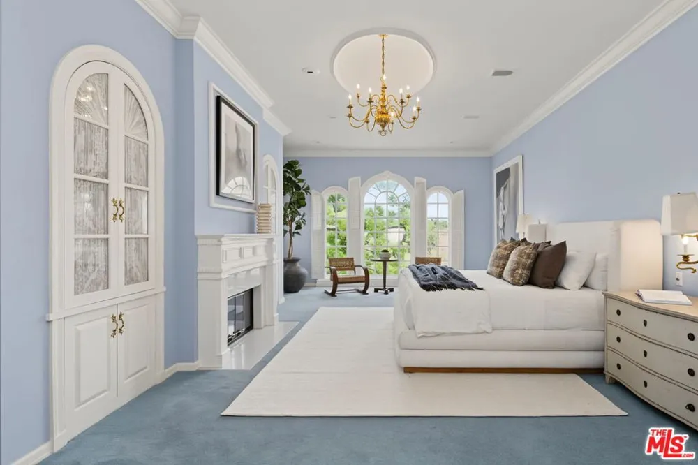 10770 Weyburn Avenue Los Angeles, CA 90024