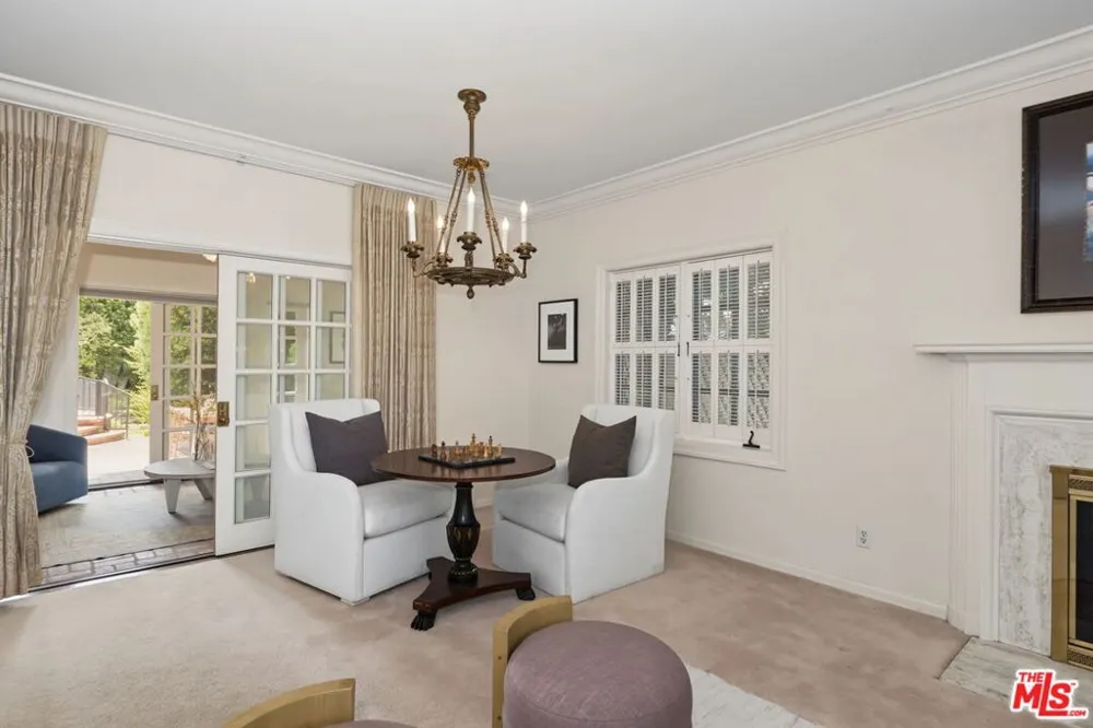 10770 Weyburn Avenue Los Angeles, CA 90024