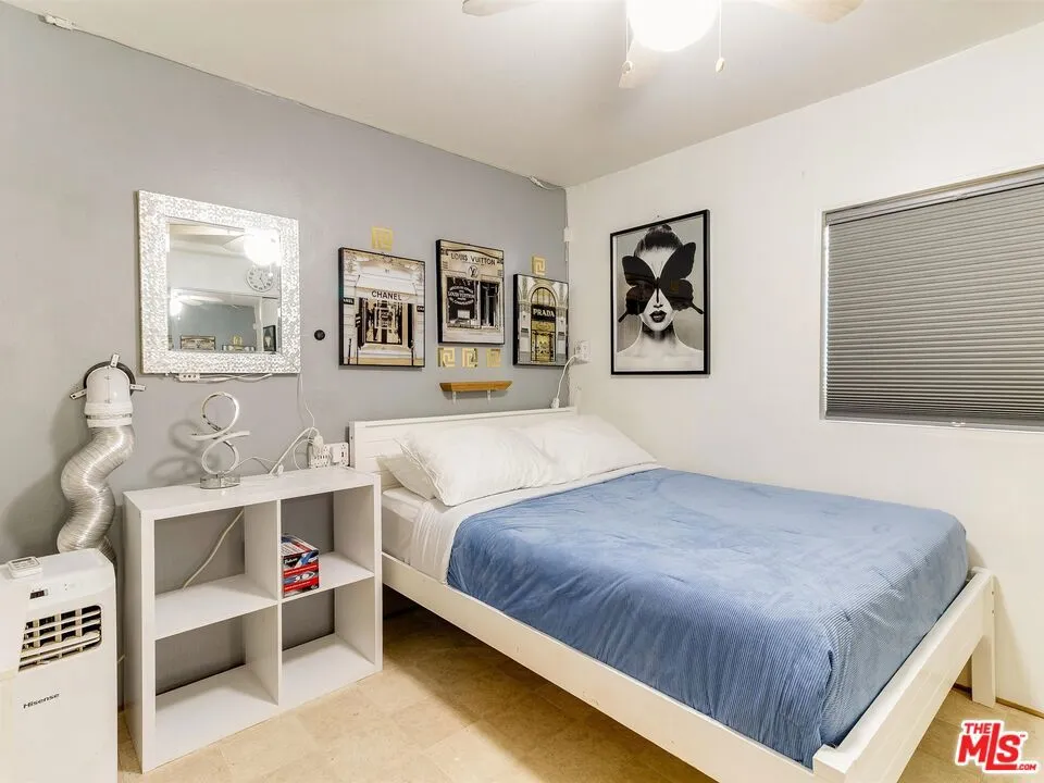 138 S Madison Avenue Los Angeles, CA 90004