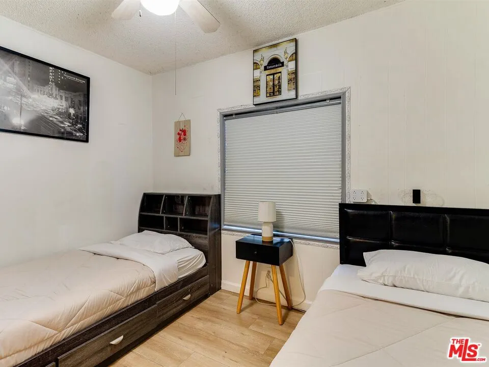 138 S Madison Avenue Los Angeles, CA 90004