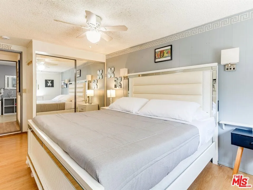 138 S Madison Avenue Los Angeles, CA 90004