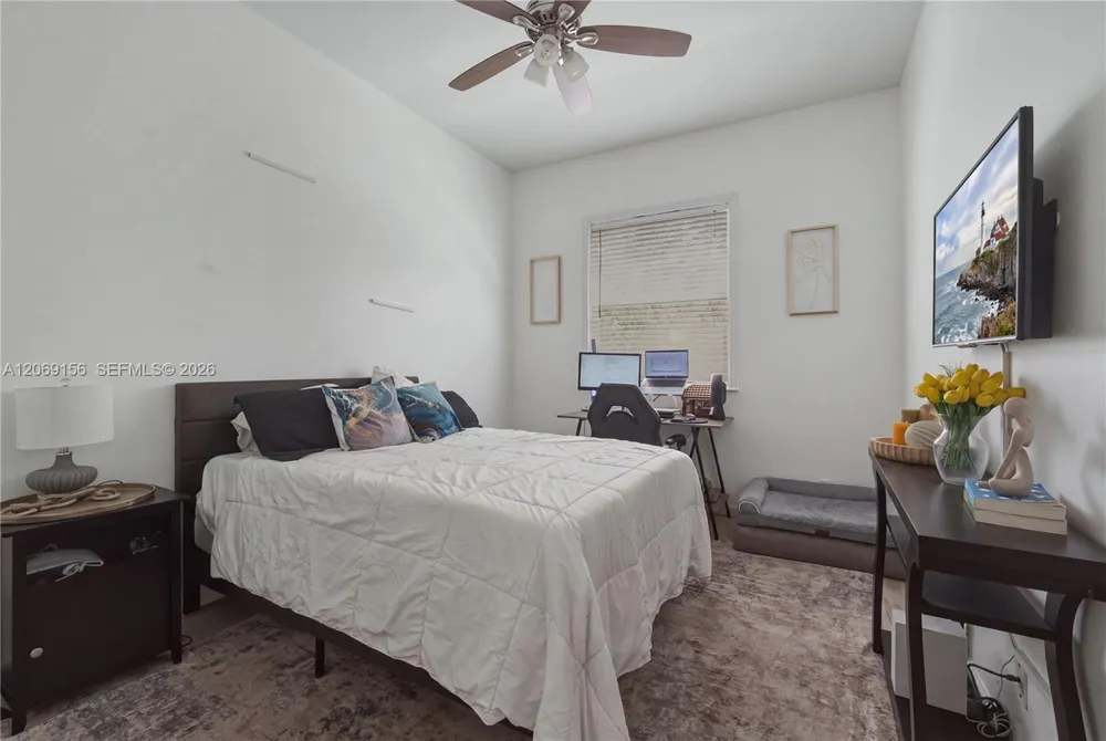 525 SW 18th Ave #26 Fort Lauderdale, FL 33312