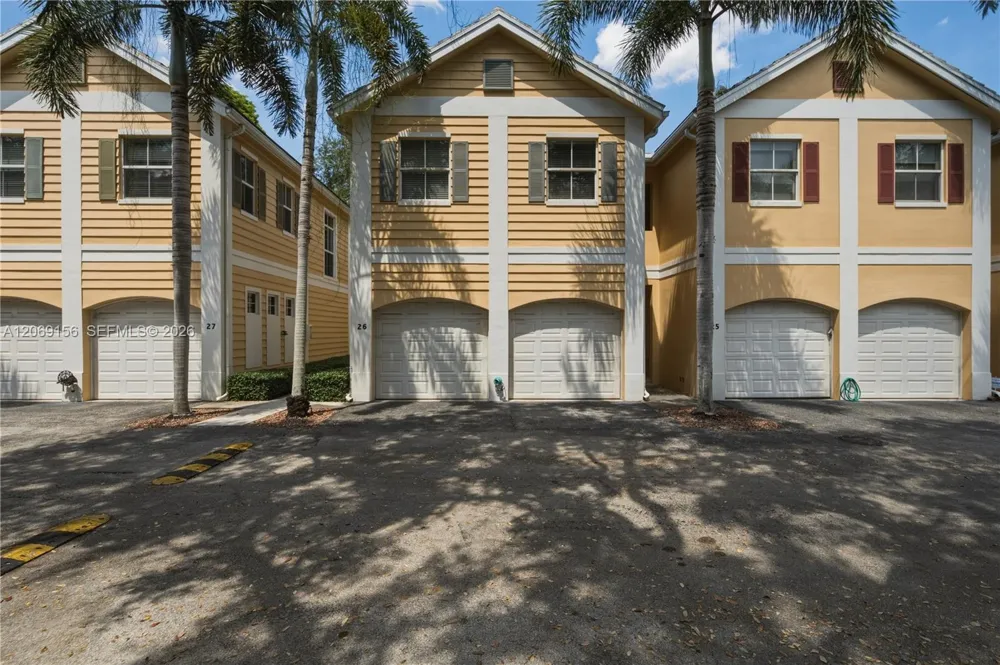 525 SW 18th Ave #26 Fort Lauderdale, FL 33312