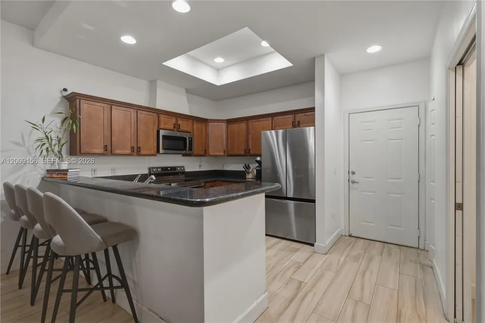 525 SW 18th Ave #26 Fort Lauderdale, FL 33312