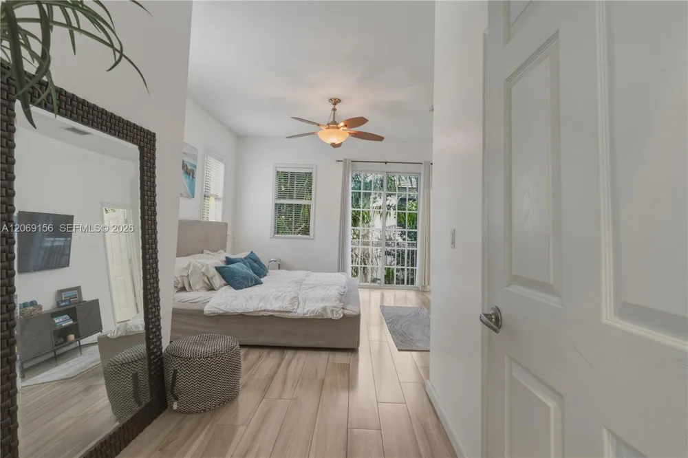 525 SW 18th Ave #26 Fort Lauderdale, FL 33312
