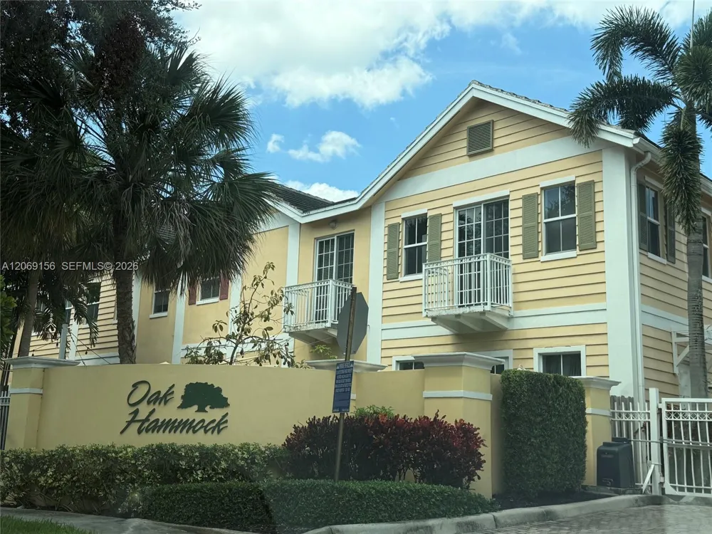 525 SW 18th Ave #26 Fort Lauderdale, FL 33312