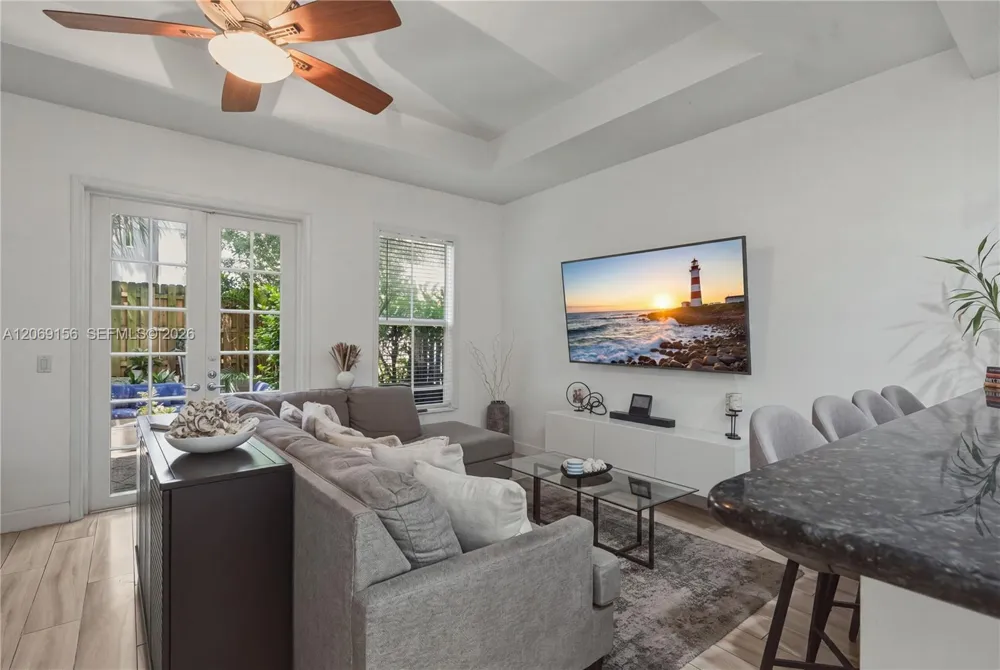 525 SW 18th Ave #26 Fort Lauderdale, FL 33312