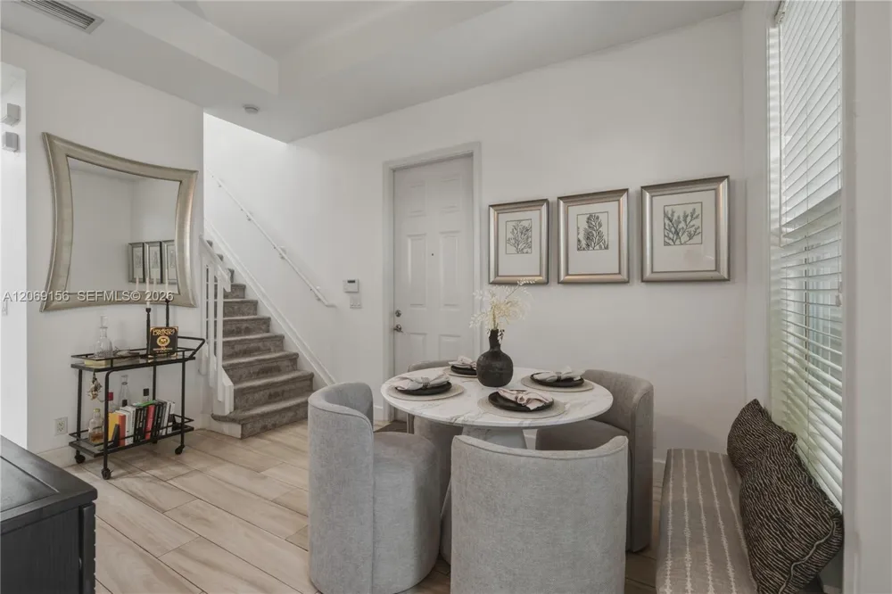 525 SW 18th Ave #26 Fort Lauderdale, FL 33312
