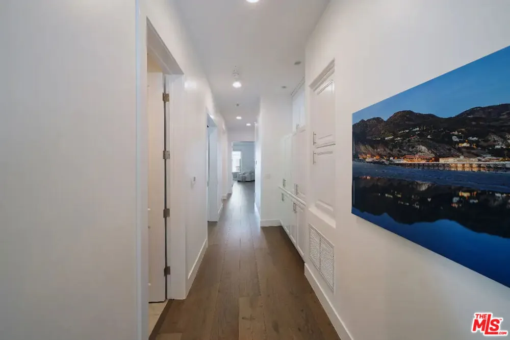 23935 De Ville Way Malibu, CA 90265