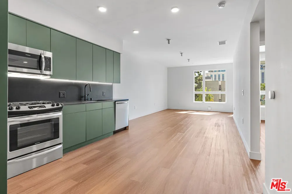 10601 Washington Boulevard #603 Los Angeles, CA 90232