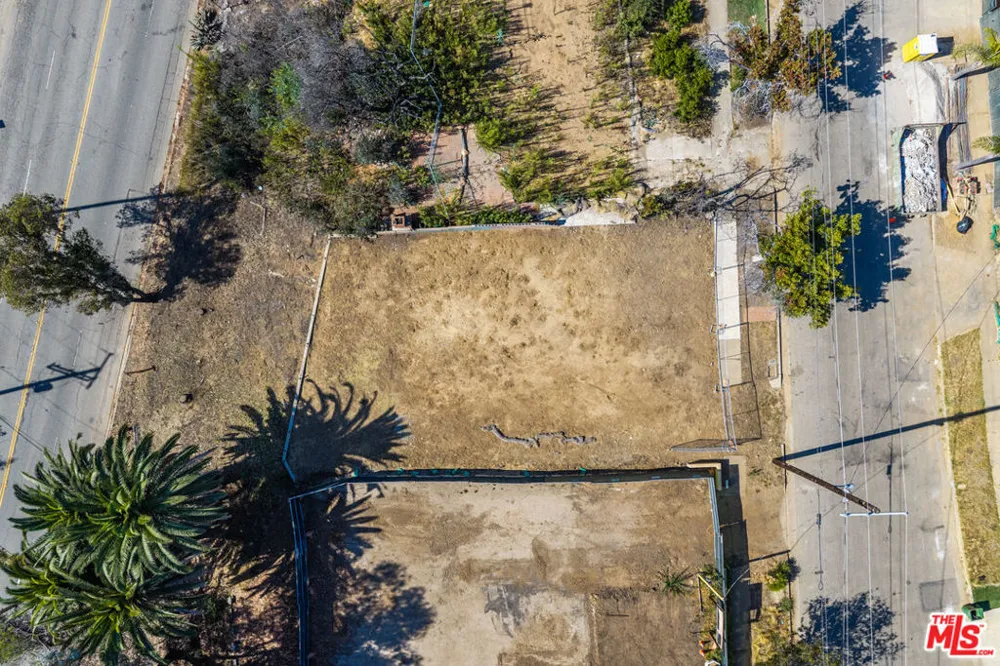 515 Las Casas Avenue Los Angeles, CA 90272
