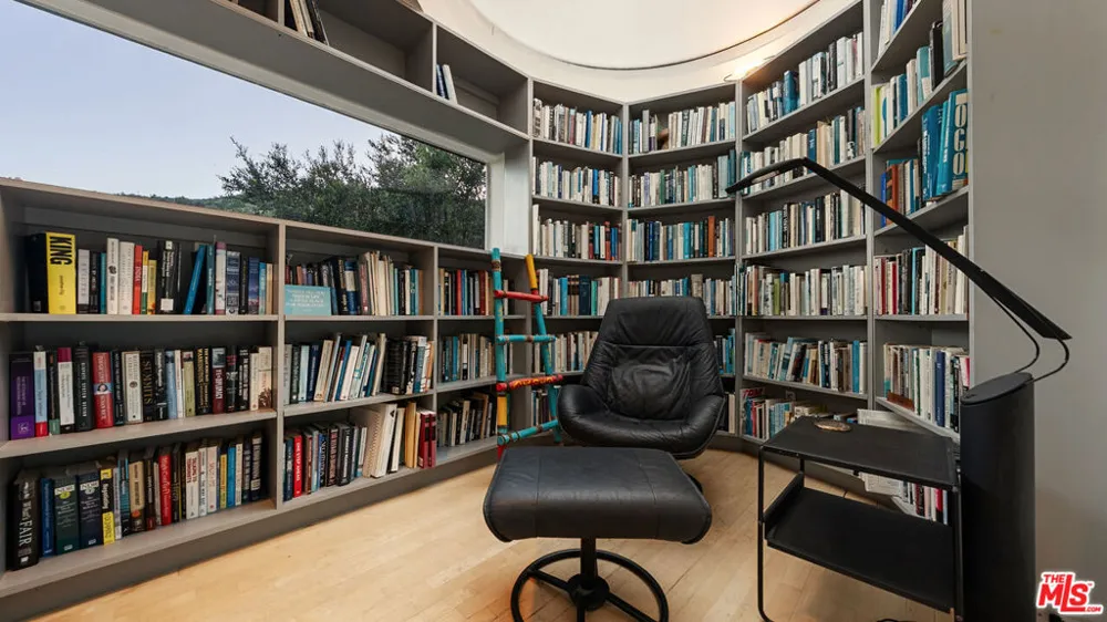13044 Sky Valley Road Los Angeles, CA 90049
