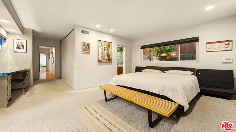 13044 Sky Valley Road Los Angeles, CA 90049
