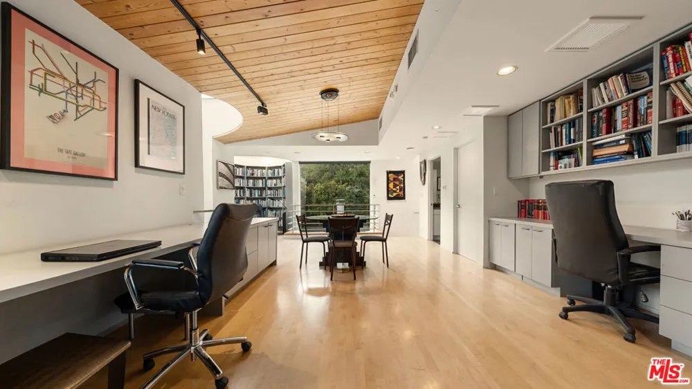 13044 Sky Valley Road Los Angeles, CA 90049
