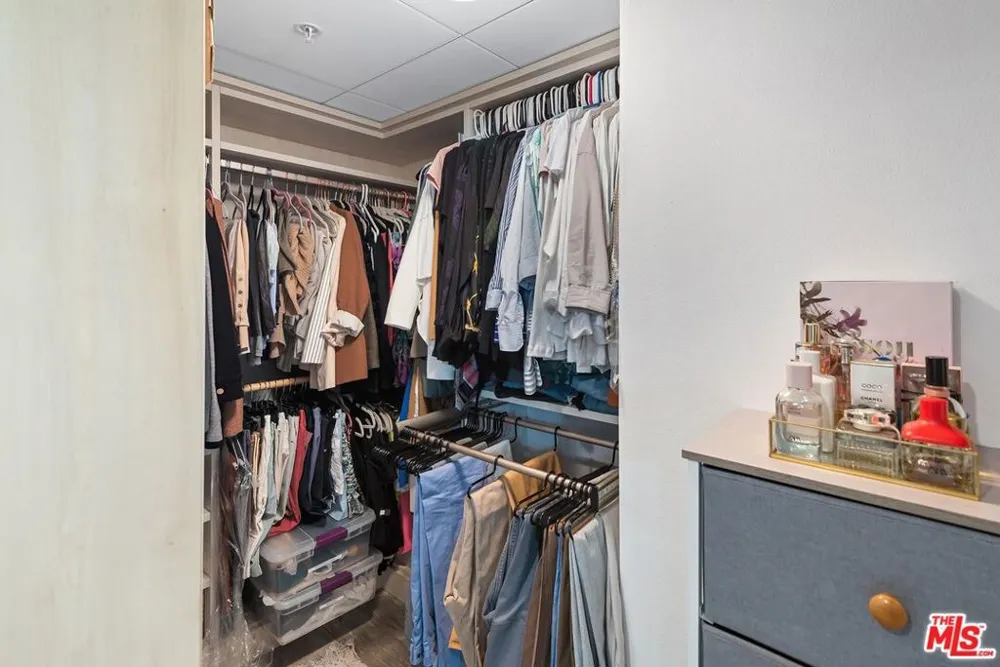 13700 MARINA POINTE DRIVE #1010 Marina del Rey, CA 90292
