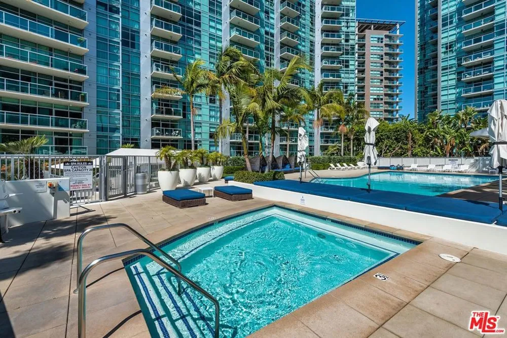 13700 MARINA POINTE DRIVE #1010 Marina del Rey, CA 90292