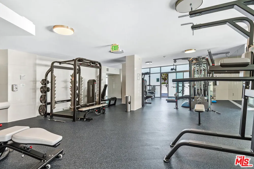 13700 MARINA POINTE DRIVE #1010 Marina del Rey, CA 90292