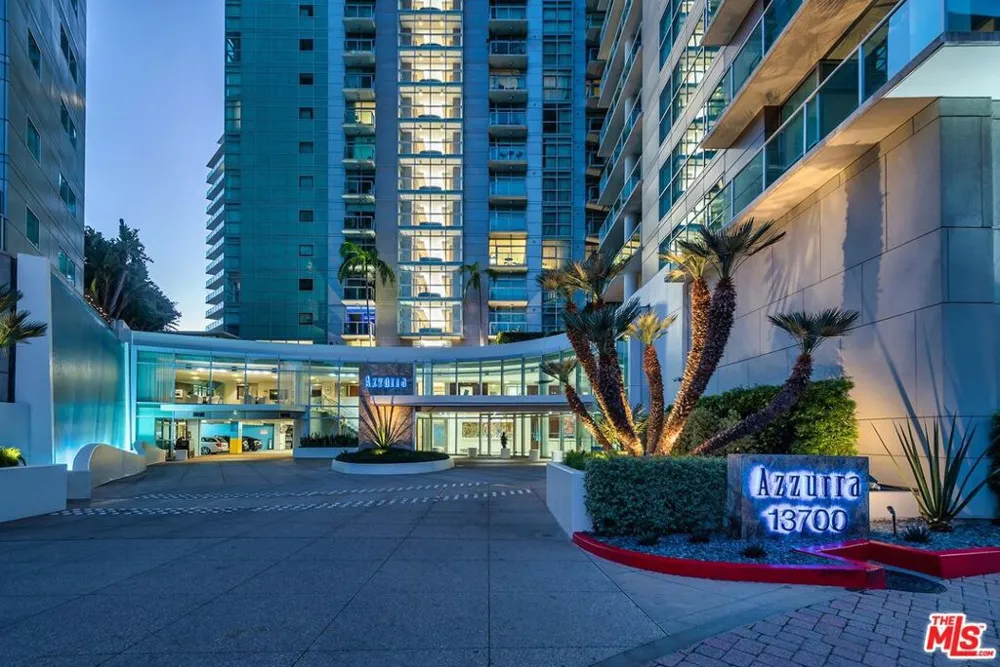 13700 MARINA POINTE DRIVE #1010 Marina del Rey, CA 90292