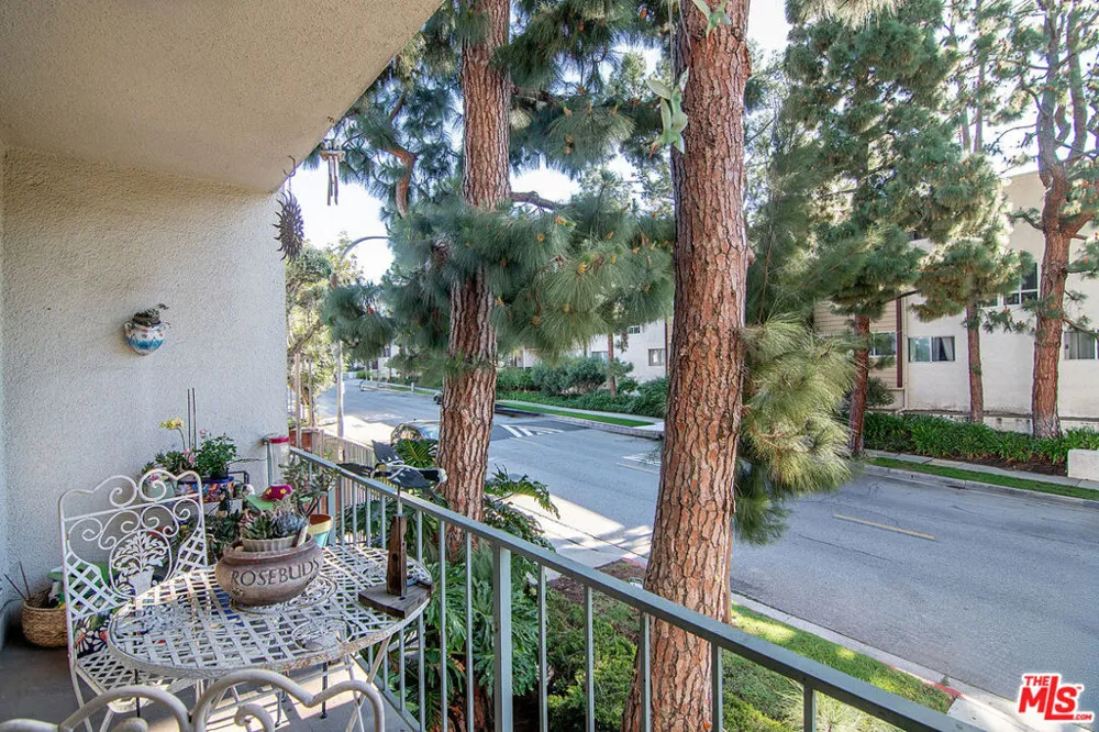 5625 Windsor Way #107 Culver City, CA 90230